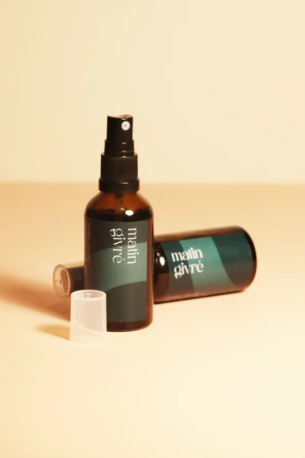 brume à vaporiser sur le visage, synergie d'hydrolats de bleuet, camomille romaine et lavande fine, certifiée agriculture biologique